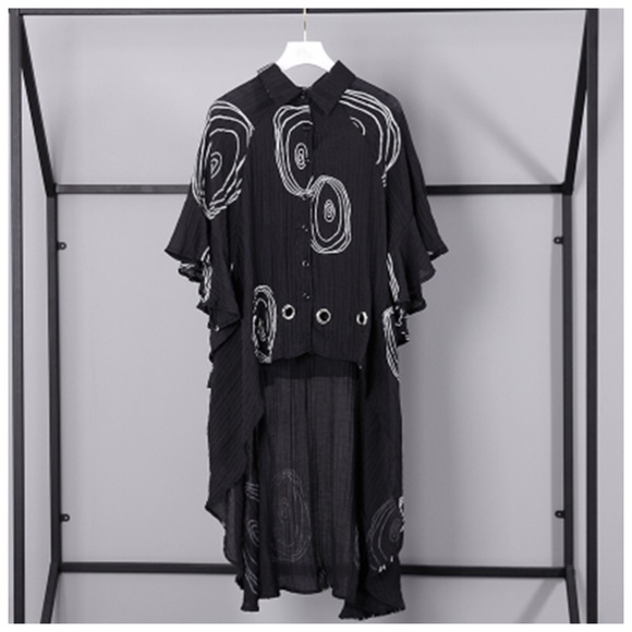 White & Black Layered High Low Top - Picture 8 of 8